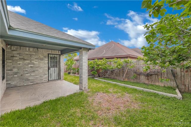 2421 Annette Avenue, Edinburg, TX 78542