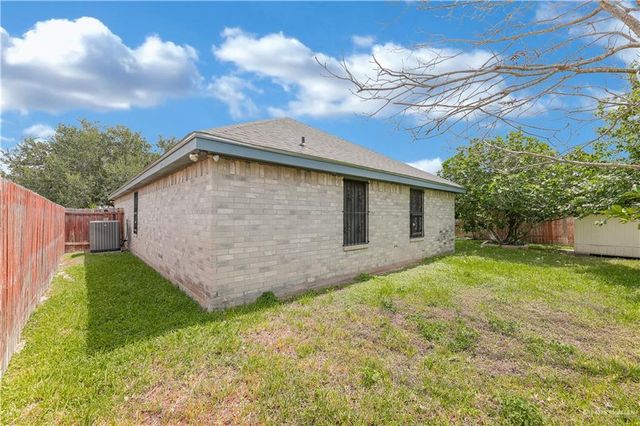 2421 Annette Avenue, Edinburg, TX 78542
