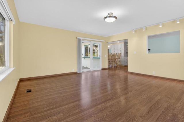 9570 S Century Oak Road, Prunedale, CA 93907