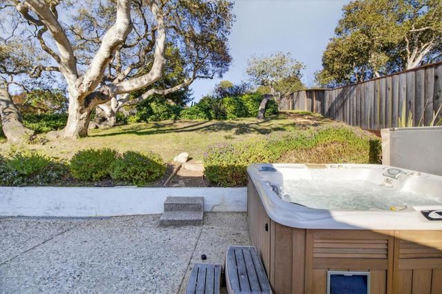 9570 S Century Oak Road, Prunedale, CA 93907