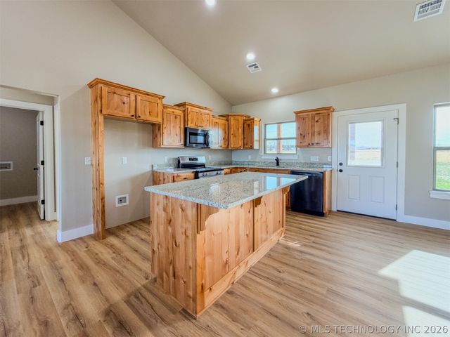 18020 Vaughn Road, Hulbert, OK 74441