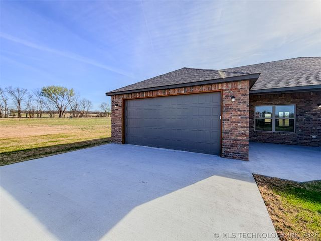 18020 Vaughn Road, Hulbert, OK 74441