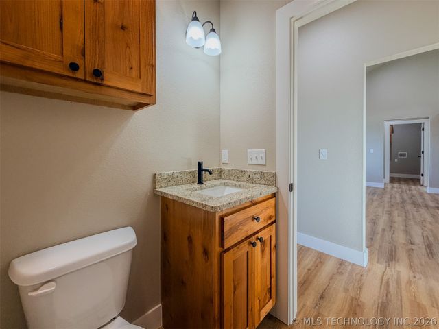 18020 Vaughn Road, Hulbert, OK 74441