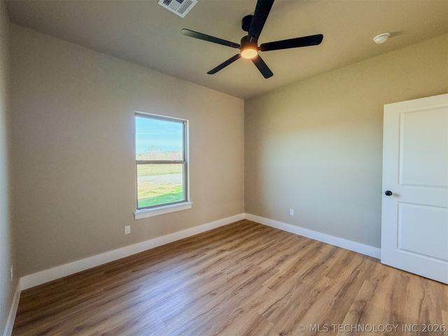 18020 Vaughn Road, Hulbert, OK 74441