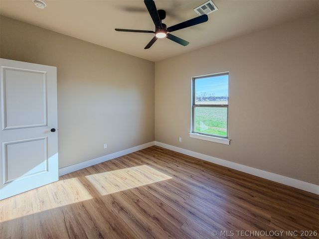 18020 Vaughn Road, Hulbert, OK 74441