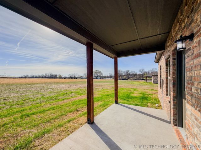 18020 Vaughn Road, Hulbert, OK 74441