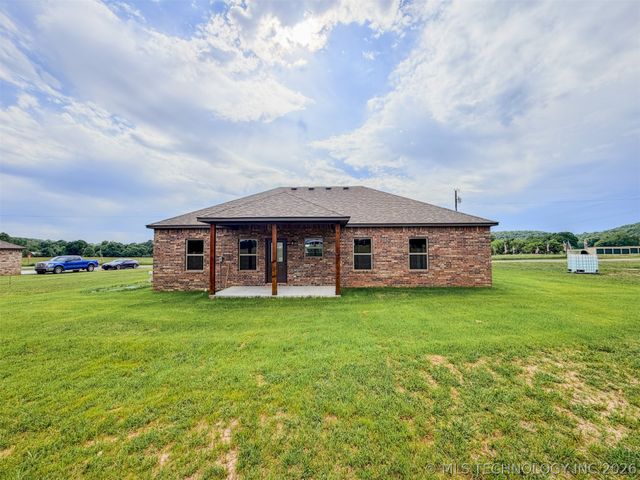 18020 S Vaughn Road, Hulbert, OK 74441