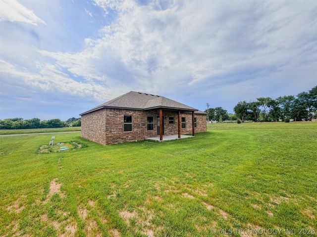 18020 S Vaughn Road, Hulbert, OK 74441