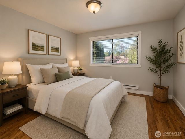 13700 90th Avenue NE, Kirkland, WA 98034