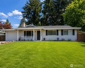 13700 90th Avenue NE, Kirkland, WA 98034