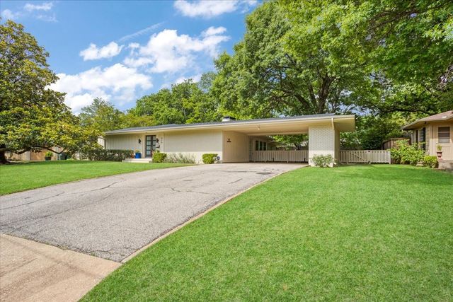 624 Westwood Drive, Sherman, TX 75092