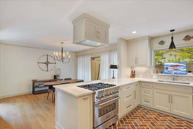 624 Westwood Drive, Sherman, TX 75092
