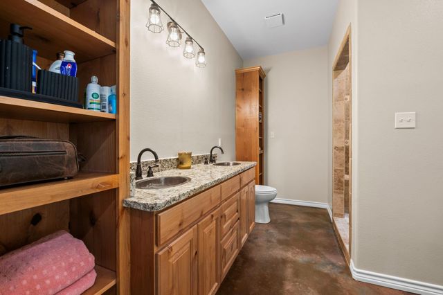 1108 County Road 152, Hallettsville, TX 77964