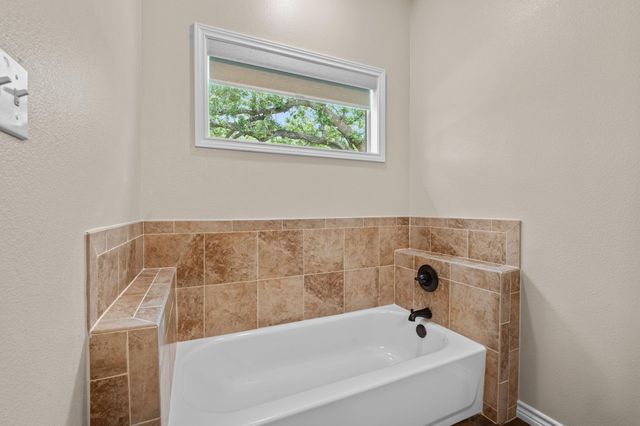1108 County Road 152, Hallettsville, TX 77964