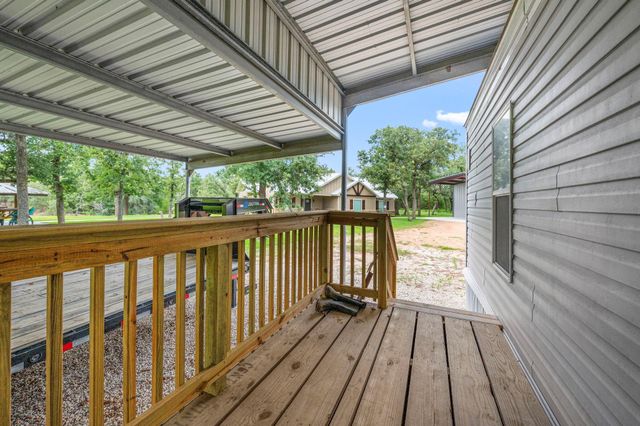 1108 County Road 152, Hallettsville, TX 77964