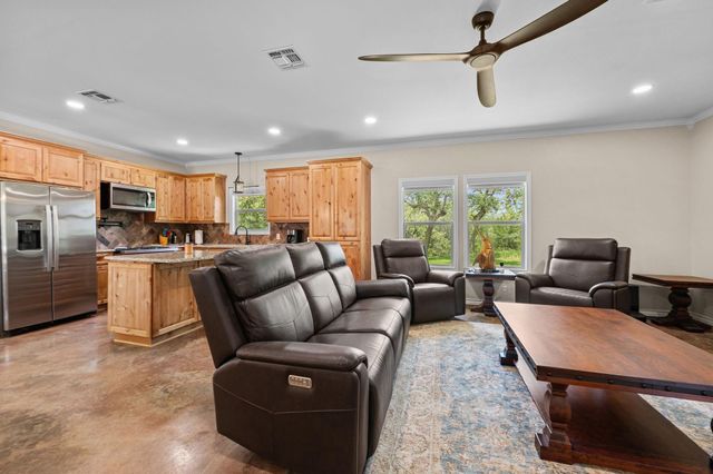 1108 County Road 152, Hallettsville, TX 77964