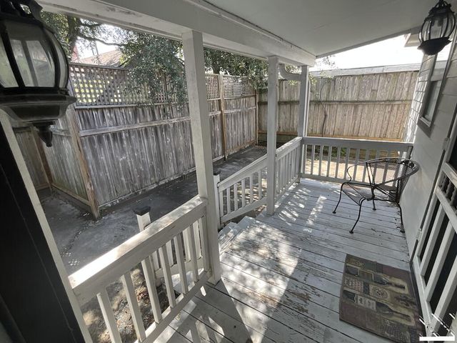 905 Postoffice Street, Galveston, TX 77550