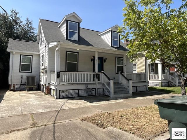 905 Postoffice Street, Galveston, TX 77550