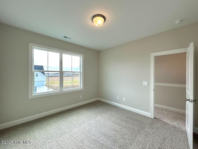 808 Tupelo Tree Drive, Hubert, NC 28539