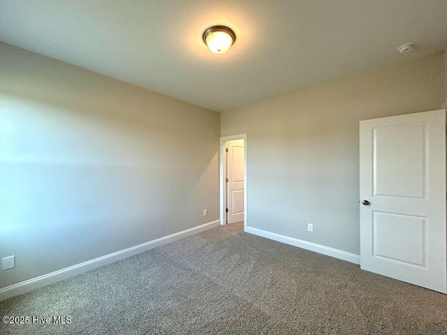 808 Tupelo Tree Drive, Hubert, NC 28539