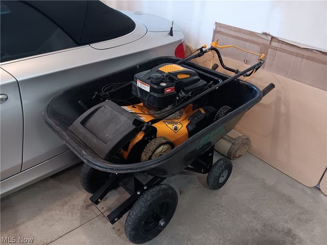 2366 Bradley Road, Westlake, OH 44145