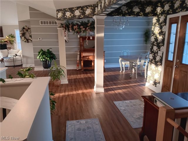 2366 Bradley Road, Westlake, OH 44145