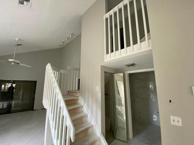 62 Willow Circle, Boynton Beach, FL 33436
