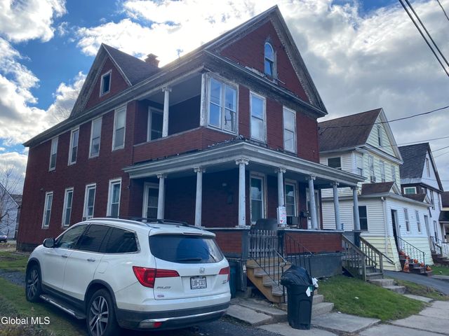 24 Eagle Street, Amsterdam, NY 12010