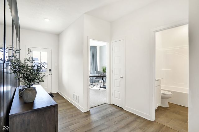 8257 Grand Appaloosa Way, Indianapolis, IN 46235