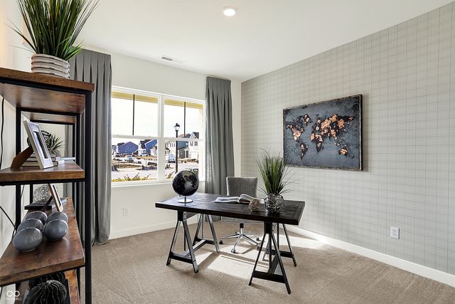 8257 Grand Appaloosa Way, Indianapolis, IN 46235