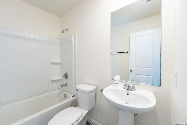 4903 TYSON ST, San Antonio, TX 78237