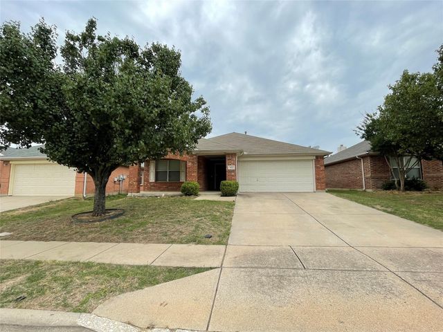 8413 Prairie Fire Drive, Fort Worth, TX 76131