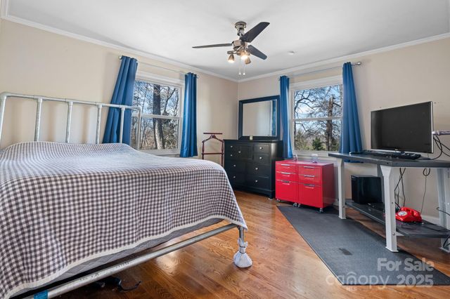 1045 Cajah Mountain Road, Hudson, NC 28638