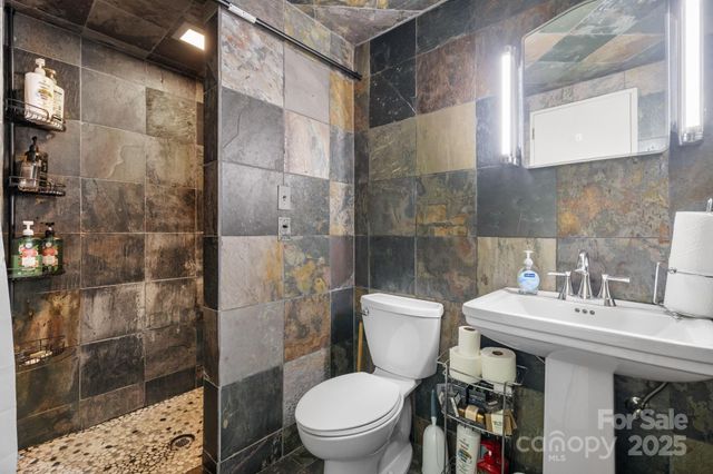 1045 Cajah Mountain Road, Hudson, NC 28638