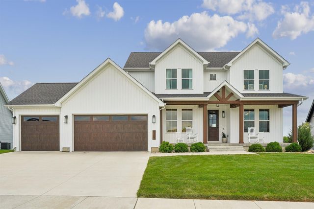 5307 Fernwood Drive, Cedar Falls, IA 50613