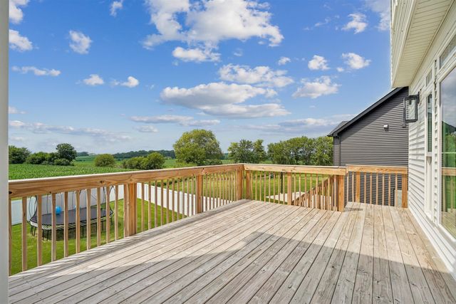 5307 Fernwood Drive, Cedar Falls, IA 50613