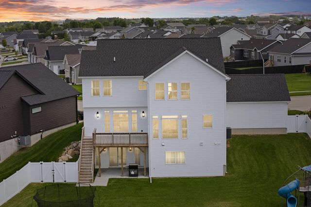 5307 Fernwood Drive, Cedar Falls, IA 50613
