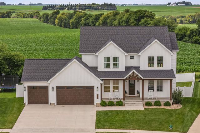 5307 Fernwood Drive, Cedar Falls, IA 50613