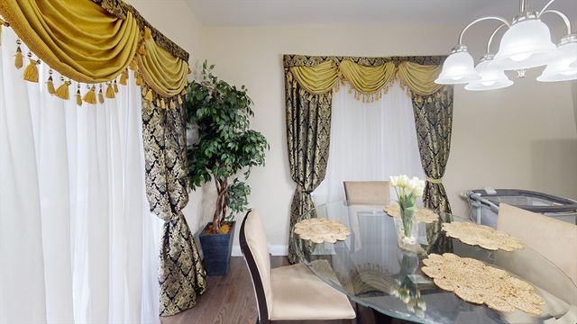 41 Modoc St, Worcester, MA 01604