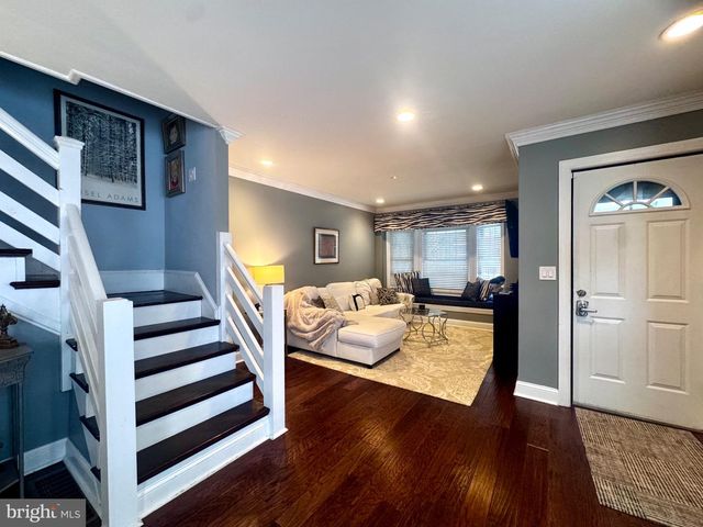 24 THOMAS, Bryn Mawr, PA 19010