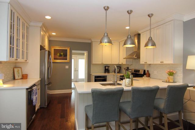 24 THOMAS, Bryn Mawr, PA 19010
