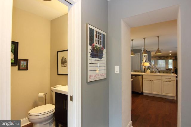 24 THOMAS, Bryn Mawr, PA 19010
