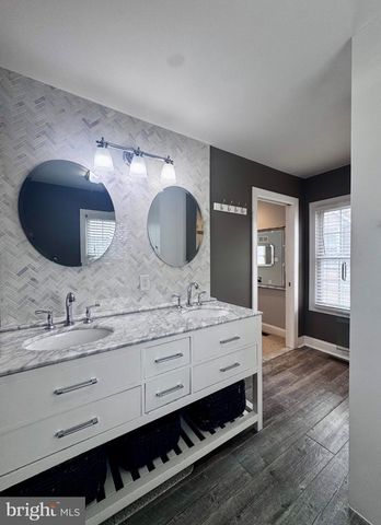 24 THOMAS, Bryn Mawr, PA 19010