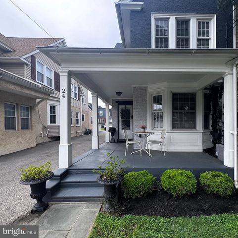 24 THOMAS, Bryn Mawr, PA 19010