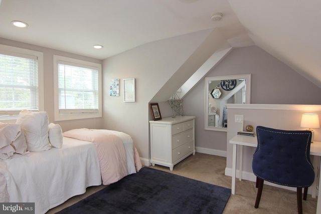 24 THOMAS, Bryn Mawr, PA 19010