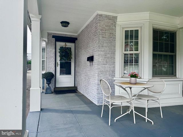 24 THOMAS, Bryn Mawr, PA 19010