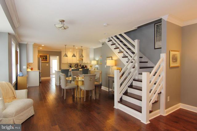 24 THOMAS, Bryn Mawr, PA 19010