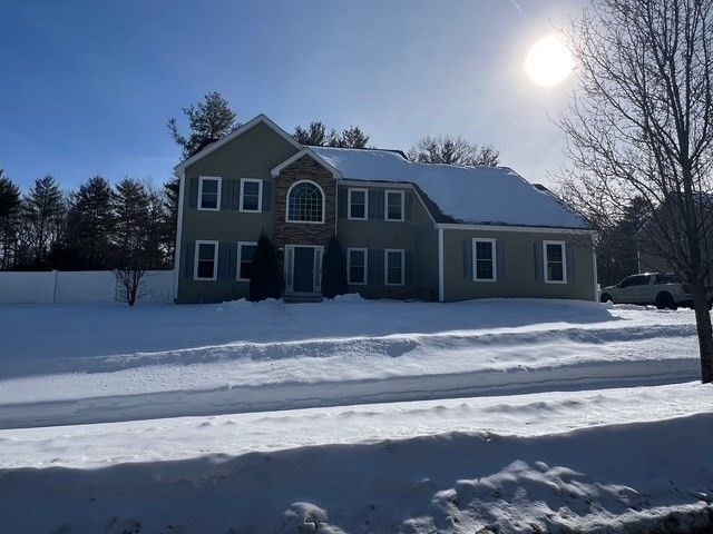 240 Roosevelt Drive, Northbridge, MA 01534