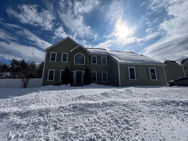 240 Roosevelt Drive, Northbridge, MA 01534