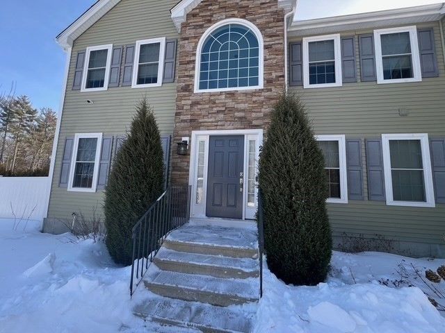 240 Roosevelt Drive, Northbridge, MA 01534